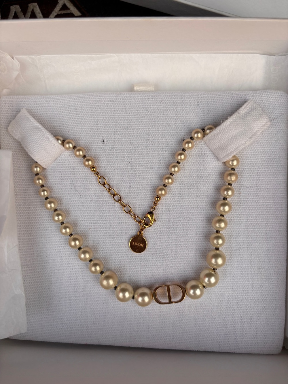 Dior Pearl Necklace with Gold CD Emblem - Picture 1 of 1